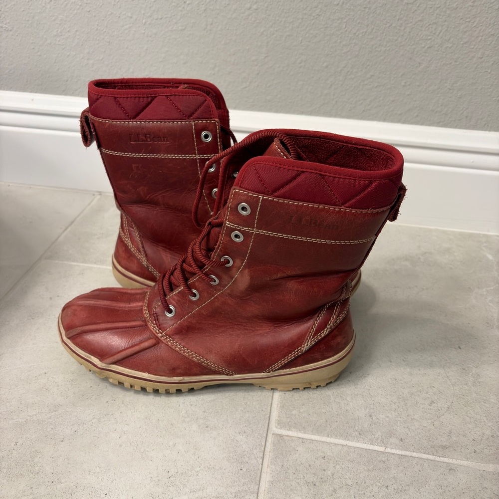 L.L. Bean Red Women’s Boots Harbor Tek 2.5 insulated Boots 7.5